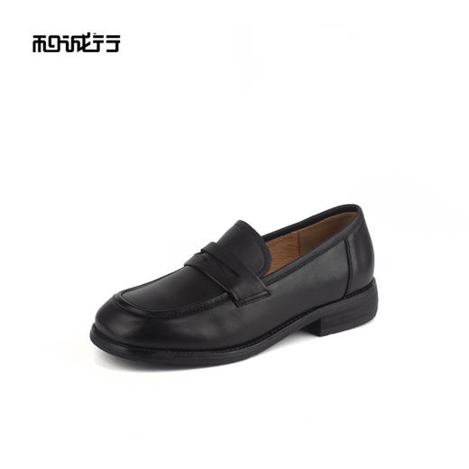 和诚行 2024秋冬新款英伦风一脚蹬复古小皮鞋女百搭乐福鞋1200030 商品图1