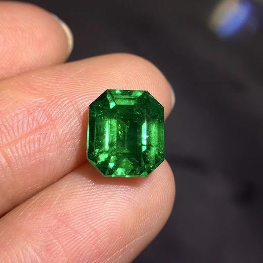 3.28ct 祖母绿裸石 商品图4