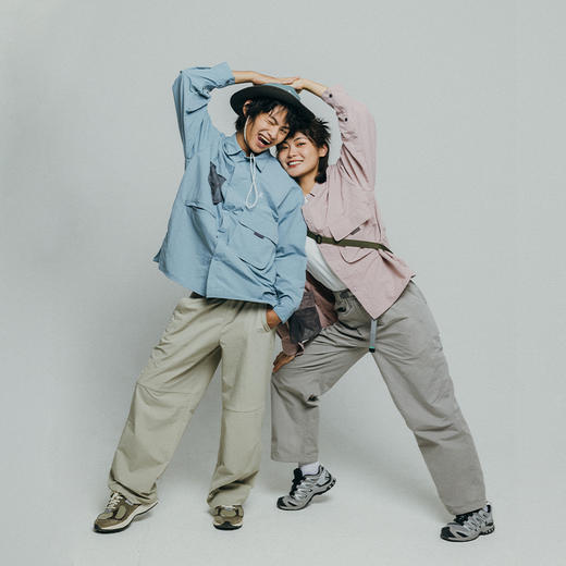 【品牌直发-降价福利】ACMEITEM爱棵米 户外情侣休闲运动长裤可调节宽松多色长裤子男女GAF3020854E 商品图3