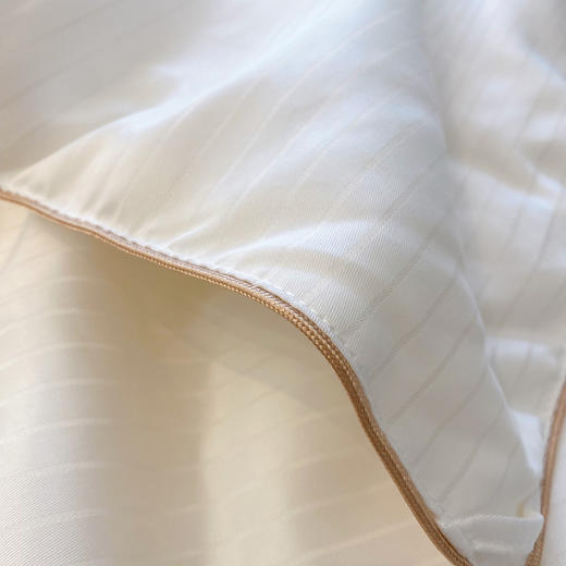 【多妈团购 纯捡漏100%蚕丝被子】出口欧洲KOKVK蚕丝被 100%蚕丝填充 又轻又软又蓬松 软糯亲肤~合作品牌（南通智锦） 工厂直发 商品图6