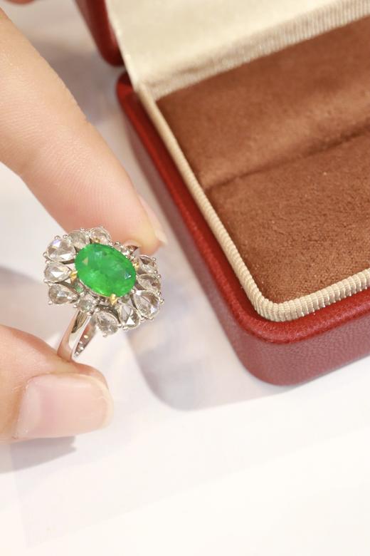 1.08ct 祖母绿戒指 商品图5