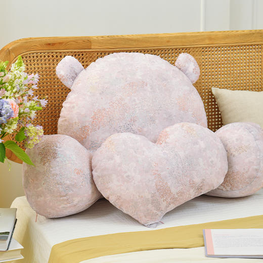 艺术家合作系列熊抱抱床头靠垫大靠背软包腰靠抱枕儿童可拆洗 商品图3