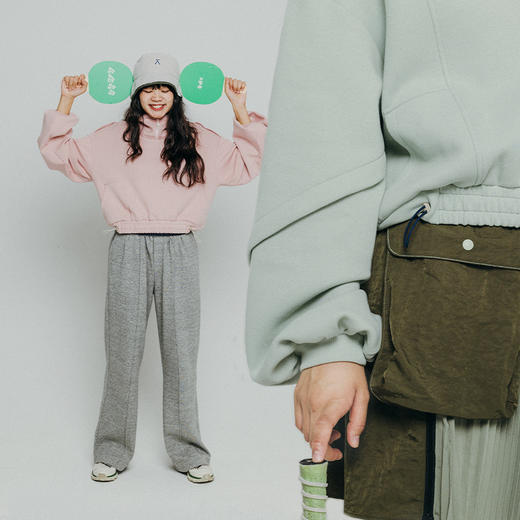 【十一破价福利】ACMEITEM爱棵米 户外空气层运动卫衣连帽宽松可调节下摆上衣女士GAF2310053E 商品图2