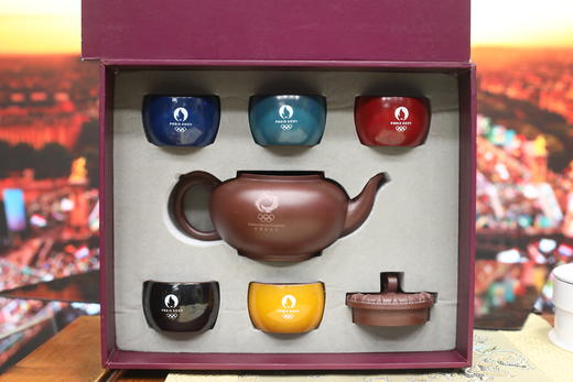 巴黎2024年奥运紫砂壶 商品图0