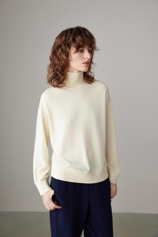 COCO ZONE高领纯色毛织上衣背后小三角装饰针织衫23C50063 商品图6