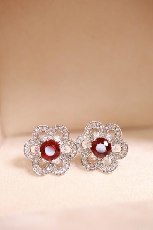 1.36ct 红宝石耳钉 商品图0