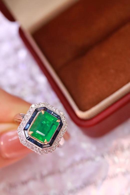 2.4ct 祖母绿戒指 商品图0