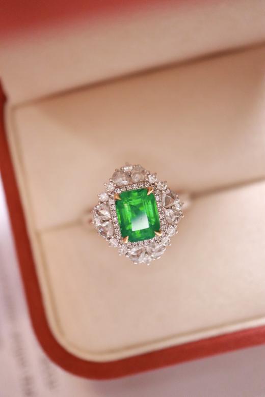 1.56ct 祖母绿戒指 商品图1