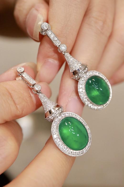 11.65ct 11.91g 祖母绿耳坠 商品图7