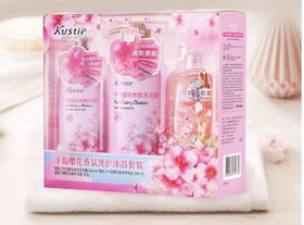 蔻斯汀千岛樱花香氛洗护沐浴套装（洗发水600ml+护发乳300ml+沐浴露380克）
