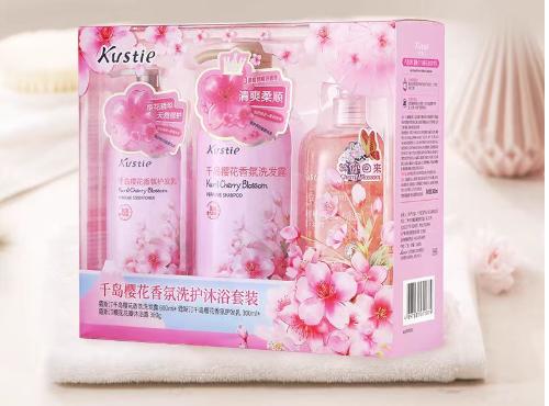 蔻斯汀千岛樱花香氛洗护沐浴套装（洗发水600ml+护发乳300ml+沐浴露380克） 商品图0