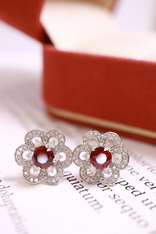 1.36ct 红宝石耳钉 商品图6