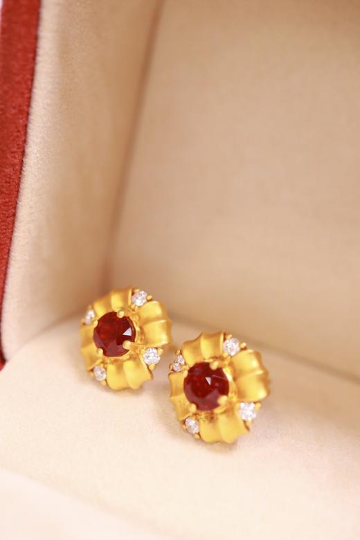 1.19ct 红宝石耳钉 商品图3