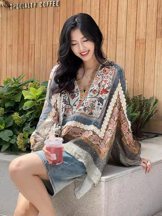 法国苎麻民族风定拉印花蕾丝拼接轻薄长袖宽松衬衫 商品图13