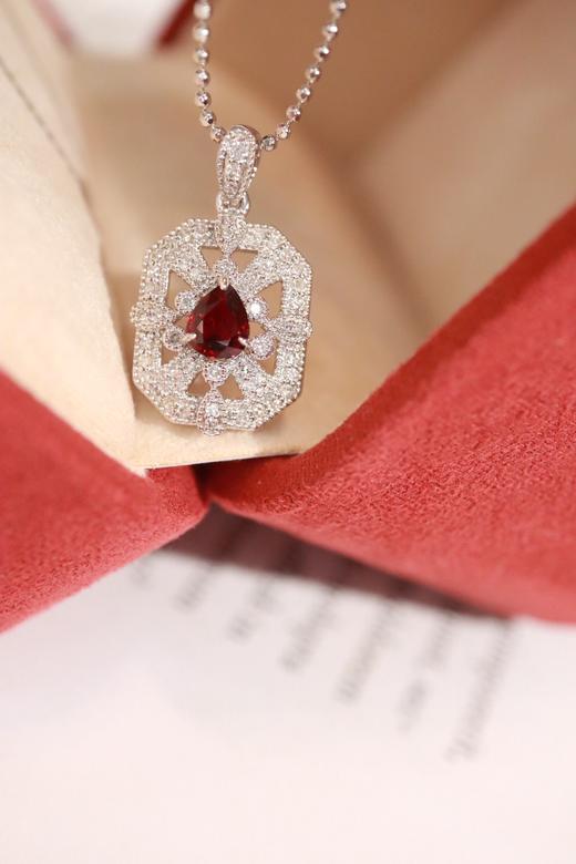 0.4ct 红宝石吊坠 商品图0