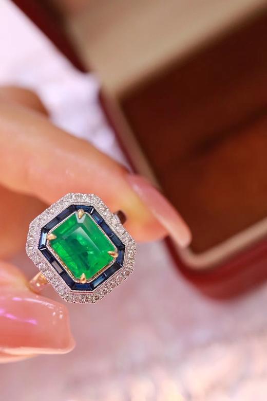 2.4ct 祖母绿戒指 商品图3