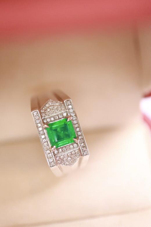 0.98ct 祖母绿戒指 商品图0