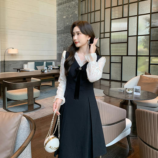 奢姿2024年秋季新款大码女装拼接花边裙子胖妹妹蝴蝶结蕾丝连衣裙9943853514 商品图4