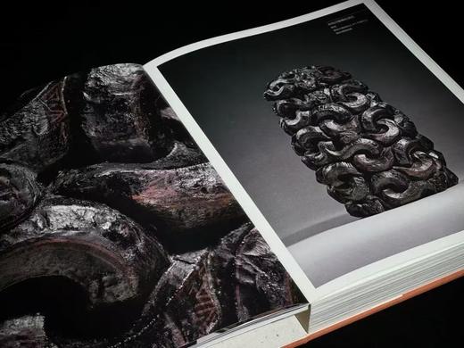 《不朽：大漆艺术五千年》，良渚博物馆编，8开，布面精装，57印张，净重3.5公斤，上海书画出版社2024年8月一版一印。 商品图12