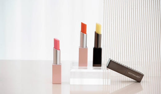 【自主品牌】仙女温感变色水漾甜心护唇膏 商品图5