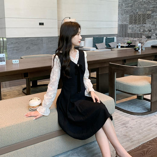 奢姿2024年秋季新款大码女装拼接花边裙子胖妹妹蝴蝶结蕾丝连衣裙9943853514 商品图2