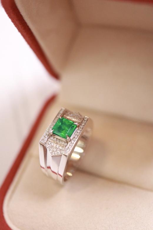 0.98ct 祖母绿戒指 商品图4