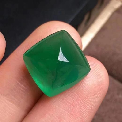 13.19ct 祖母绿裸石 商品图1