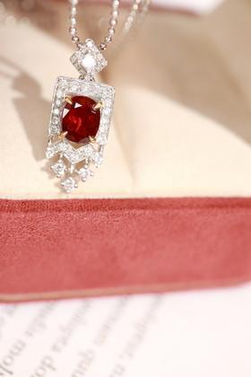 1.11ct 红宝石吊坠