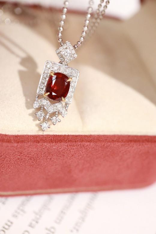 1.11ct 红宝石吊坠 商品图2