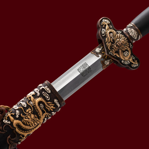 龙彩剑 手工花纹钢宝剑 清式宝剑 龙泉沈广隆一体宝剑 未开刃 商品图3