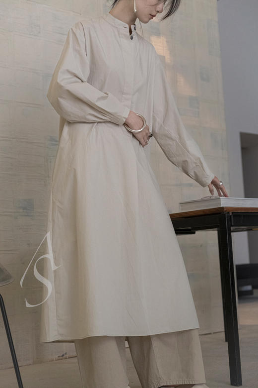 Studio Nicholson 冰玉色MIRO立领A字型连衣裙 商品图2