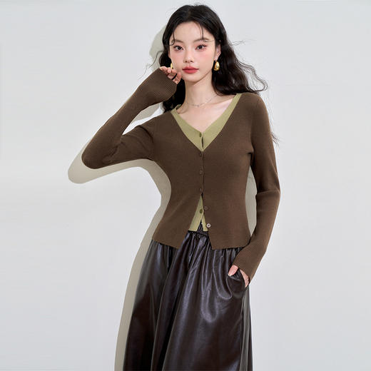 复古气质通勤风假两件撞色长袖针织衫女经典V领上衣V3442398 商品图3