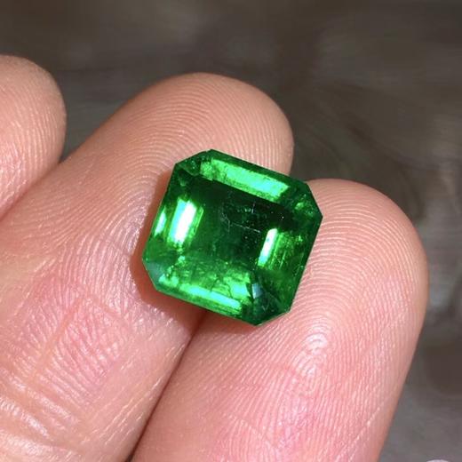 2.94ct 祖母绿裸石 商品图2