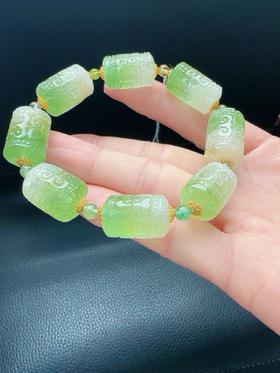 48.7g 雕刻碧玺手链