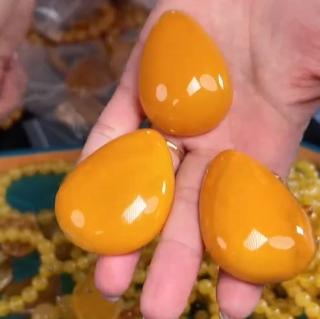 蜜蜡水滴 商品图0