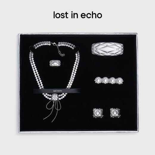 lost in echo2024秋季新款膨胀枕头银色高级饰品礼盒首饰礼物女 商品图0