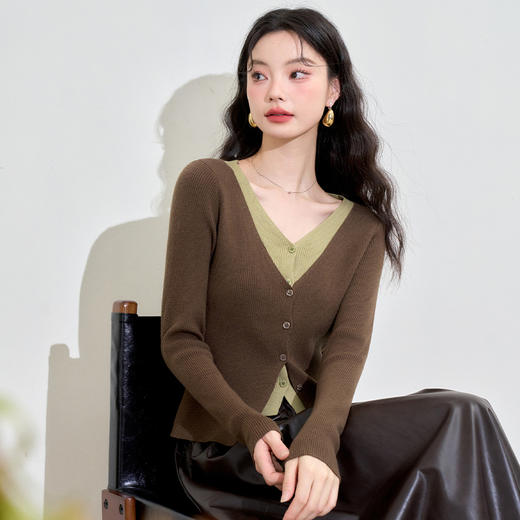 复古气质通勤风假两件撞色长袖针织衫女经典V领上衣V3442398 商品图2