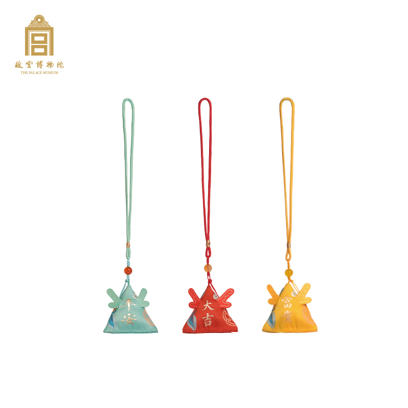 故宫博物院 龙腾福禄香囊