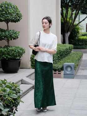 盛唐婧 |石绿中式国风丝毛半身裙