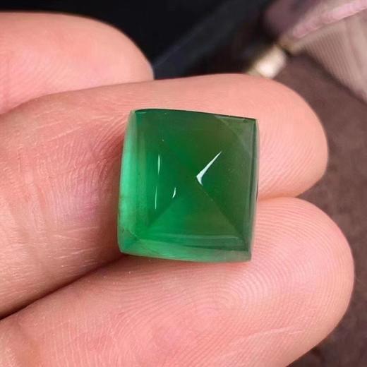 7.03ct 祖母绿裸石 商品图3