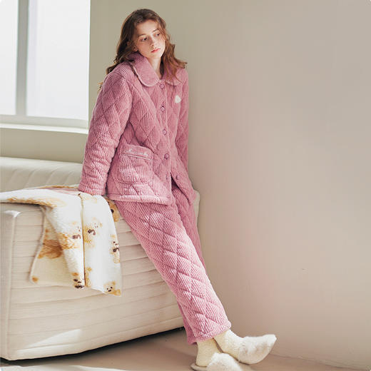 <有书独家>芬腾【加厚加绒三层夹棉】睡衣女秋冬季冬天珊瑚绒超厚家居服套装 商品图0