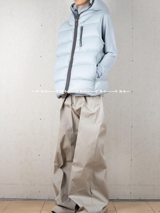 Rick Owens｜淡蓝色连帽羽绒背心 商品图4