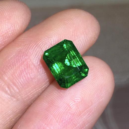2.51ct 祖母绿裸石 商品图0