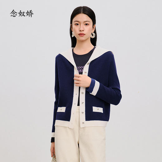 【商场同款】CNA4853 “美好祝福T” 深邃经典藏蓝色T恤 雅致圆领 显瘦好搭配 植绒热烫工艺 英文意思“美好的祝福”  精梳棉亲肤舒适针织衫 商品图3