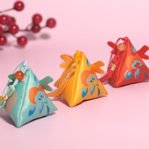 故宫博物院 龙腾福禄香囊 商品图2