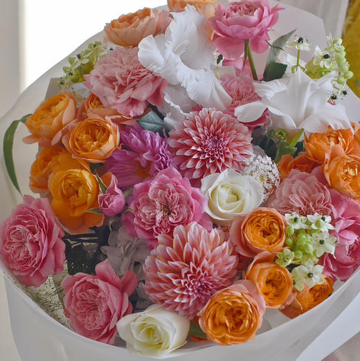 《阳光明媚》秋日系奶油桃子混搭花束 商品图6