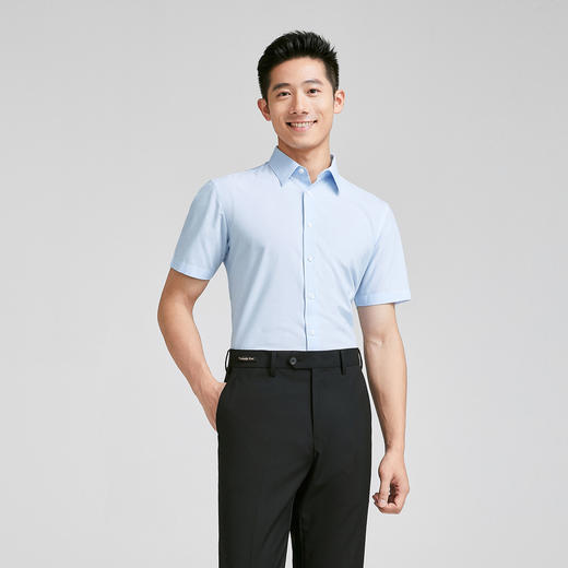 【大都会】雅戈尔 男士浅蓝条纹DP系列短袖衬衫 商品图2