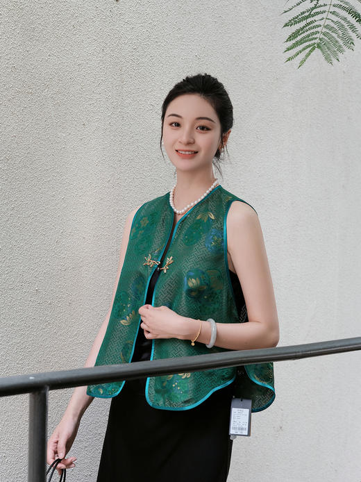 盛唐牡丹 |真丝异色罗祖母绿一粒扣马甲 商品图0