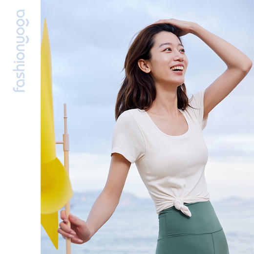 凡圣瑜伽贴合杯一体织短袖F14310 商品图5