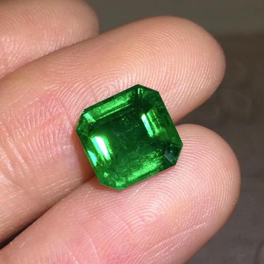 2.94ct 祖母绿裸石 商品图1